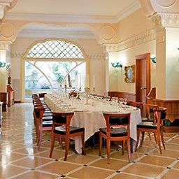 Salle du petit-déjeuner située dans le restaurant Patria Palace Lecce - MGallery Collection Fotos