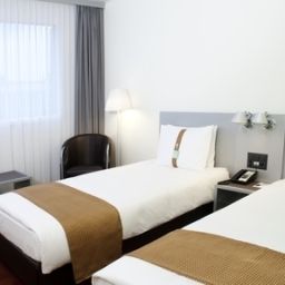 Habitación Holiday Inn ZÜRICH - MESSE Fotos