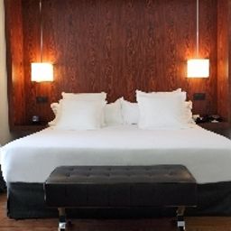 Номер Unico Madrid Fotos