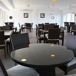 Salle du petit-déjeuner située dans le restaurant Résidence Domaine de Manon Signes Résidence de Tourisme Fotos