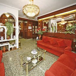 Hall Sonsoles Hostal Fotos