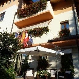 Exterior view Small Hotel Royal Fotos