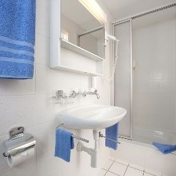 Salle de bains Murten Nichtraucherhotel Fotos