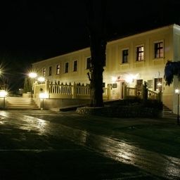 Vista esterna Dvorac Gjalski Fotos