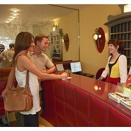 Reception Posthotel Thaller Fotos