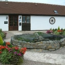 The Dark Barn Cottages And Lodge Gloucester