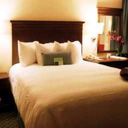 Номер Hampton Inn  Suites Mexico City  Centro Historico Fotos