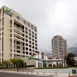 Vista exterior Holiday Inn Express QUITO Fotos