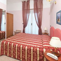Room Levante Fotos
