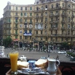 Salle du petit-déjeuner située dans le restaurant Cairo inn Fotos