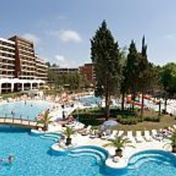 Piscine Flamingo Grand Fotos