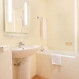 Cuarto de baño Crillon Centre Nice Fotos