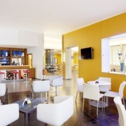 Bar Holiday Inn Express MILAN - MALPENSA AIRPORT Fotos