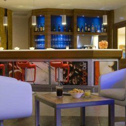 Bar Holiday Inn Express MILAN - MALPENSA AIRPORT Fotos