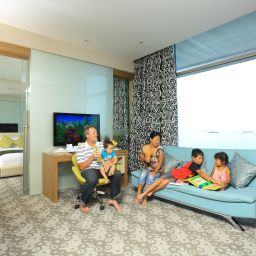 Suite Hotel H2O Manila Fotos