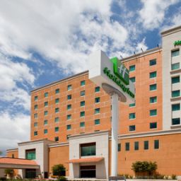 Vista exterior Holiday Inn URUAPAN Fotos