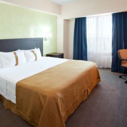 Suite Holiday Inn URUAPAN Fotos