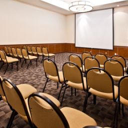 Sala de reuniones Holiday Inn URUAPAN Fotos