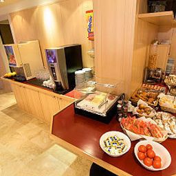 Buffet Basic Fotos