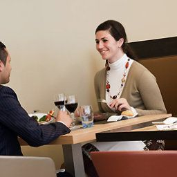 Sala colazione nel ristorante Novotel Murcia Fotos