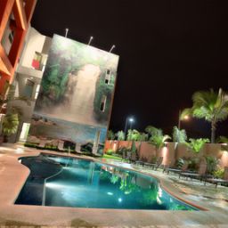 Piscina Hotel Indigo SAN JOSE FORUM COSTA RICA Fotos