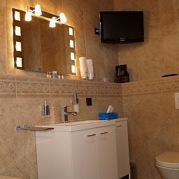 Bathroom C.R. Living Fotos