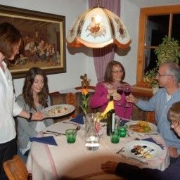 Bauernhof Unterhochstätt Fotos