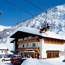 Charly Hotel und Restaurant Lech