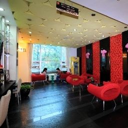 Hall Colorful Days Fotos