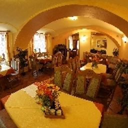 Ristorante Mahleruv Penzion Na Hradbach Fotos