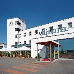 Exterior view V 8 HOTEL im Meilenwerk Fotos