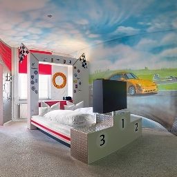  V 8 HOTEL im Meilenwerk Fotos