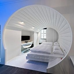  V 8 HOTEL im Meilenwerk Fotos