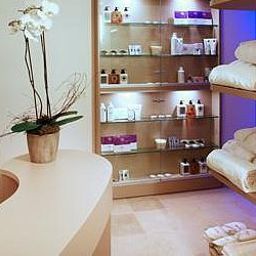 Area wellness Leopardi Fotos