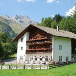  Alpenpension-Café 