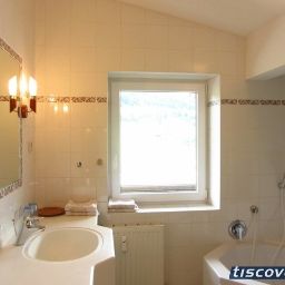 Salle de bains Geisshornblick Gasthof Fotos