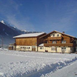 Exterior view Bauernhof Ferienbauernhof Wendlshof Oetztal Fotos