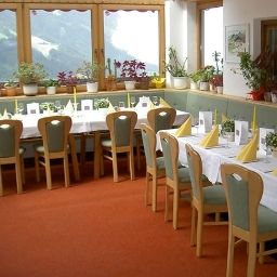 Breakfast room within restaurant Alpengasthaus Pinzgerhof Gasthof Fotos