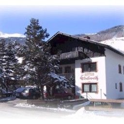 Vista exterior Edelweiss Pension Fotos