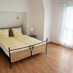 Room Uni 80 Swiss Star Apartments Fotos