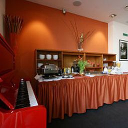 Buffet Ruby Blue Fotos