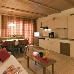  Chalet Tschallener Pension Fotos