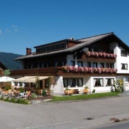 Vista exterior Bregenzerwald Gasthof Löwen Andelsbuch Fotos