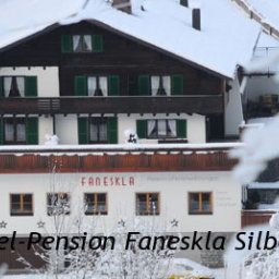 Ferienwohnungen/Hotel-Pension Faneskla Fotos