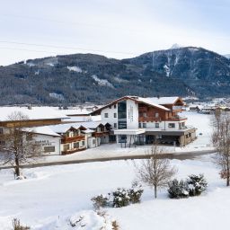 Vue extérieure Harmls Aparthotel Fotos