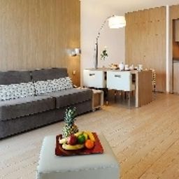  Residhome Carrières Apparthotel Seine St Germain Fotos