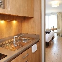 Kuchnia Residhome Carrières Apparthotel Seine St Germain Fotos