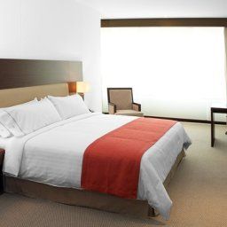 Suite Holiday Inn Express BOGOTA Fotos