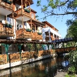 Vista exterior Goiserer Mühle Wohlfühlhotel Fotos