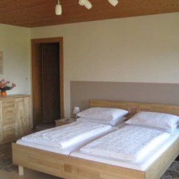 Room Kreuzinger Pension Fotos